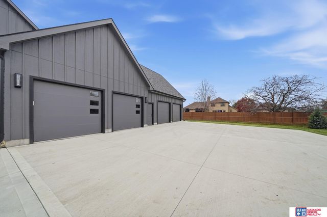 4727 Lambert Place, Columbus, NE 68601