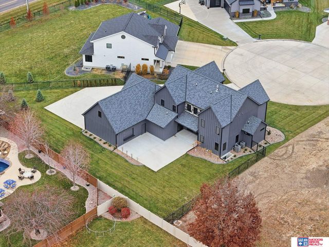 4727 Lambert Place, Columbus, NE 68601