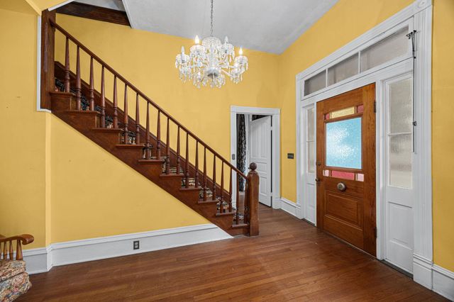 236 Preston Street, Columbus, TX 78934