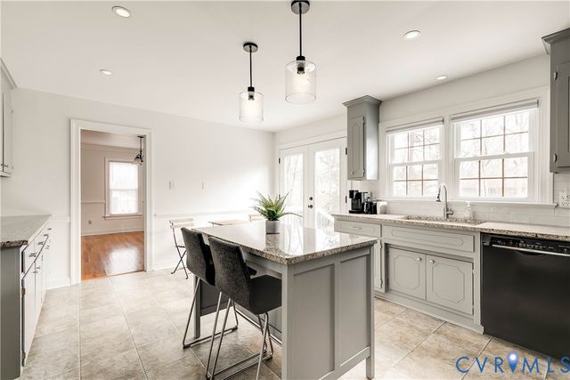 4013 Cresthill Rd, Chester, VA 23831