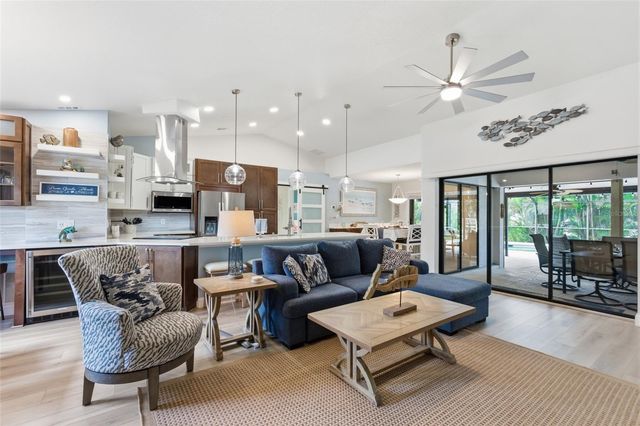 302 W GRACE STREET, Punta Gorda, FL 33950