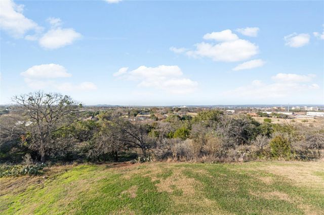 409 Hi There M, Horseshoe Bay, TX 78657