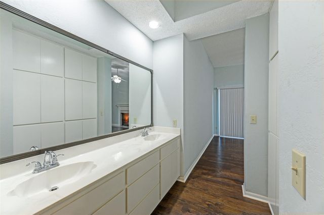 409 Hi There M, Horseshoe Bay, TX 78657