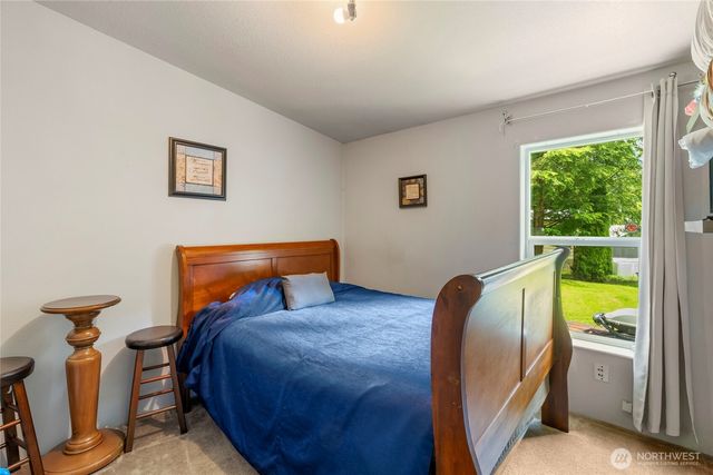 22221 S Forest Loop Road, Granite Falls, WA 98252