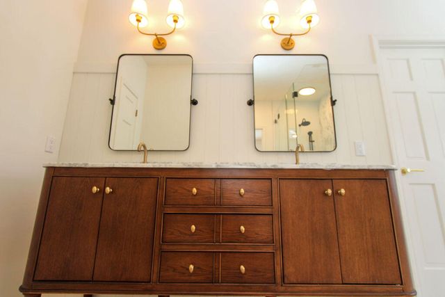 1611 W Kama Drive, La Porte, IN 46350