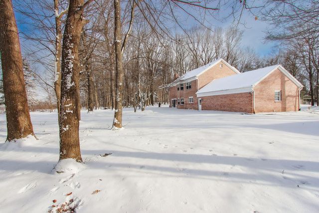 1611 W Kama Drive, La Porte, IN 46350