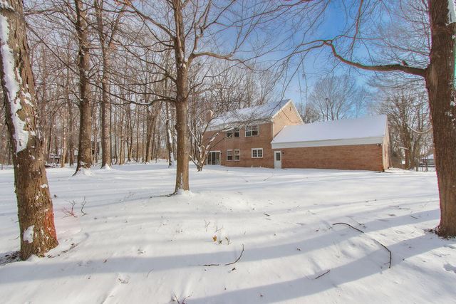 1611 W Kama Drive, La Porte, IN 46350