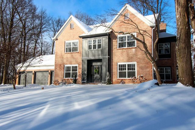 1611 W Kama Drive, La Porte, IN 46350