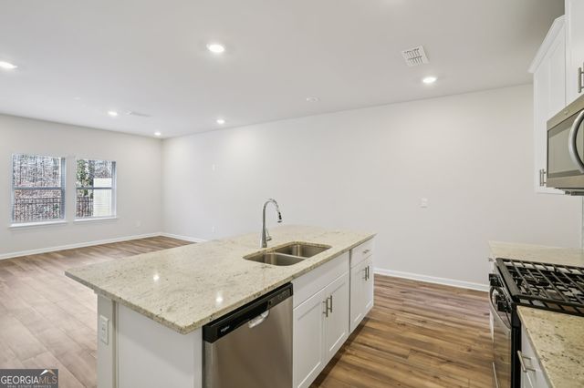 16 Beech Lane S, Dawsonville, GA 30534