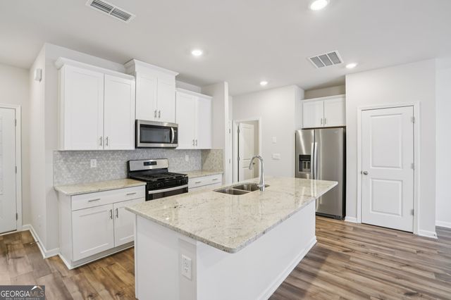 16 Beech Lane S, Dawsonville, GA 30534