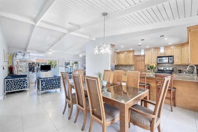 13710 SW 18th Ter, Miami, FL 33175