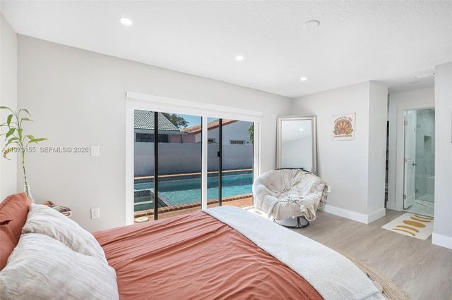 13710 SW 18th Ter, Miami, FL 33175