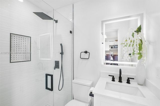 13710 SW 18th Ter, Miami, FL 33175