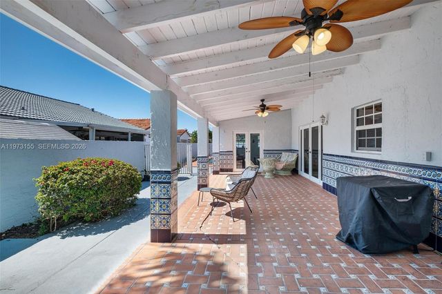 13710 SW 18th Ter, Miami, FL 33175