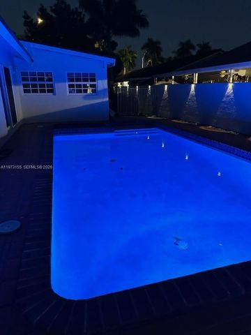 13710 SW 18th Ter, Miami, FL 33175