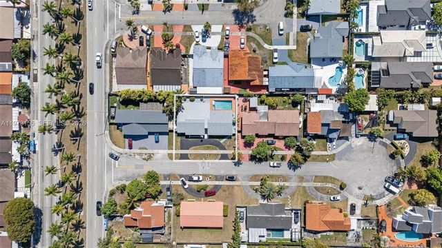 13710 SW 18th Ter, Miami, FL 33175