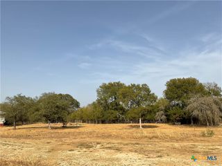 1700 County Road 219, Briggs, TX 78608