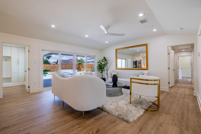 4426 Lemac Drive, Houston, TX 77096