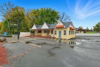 1508 Main Street, Agawam, MA 01001