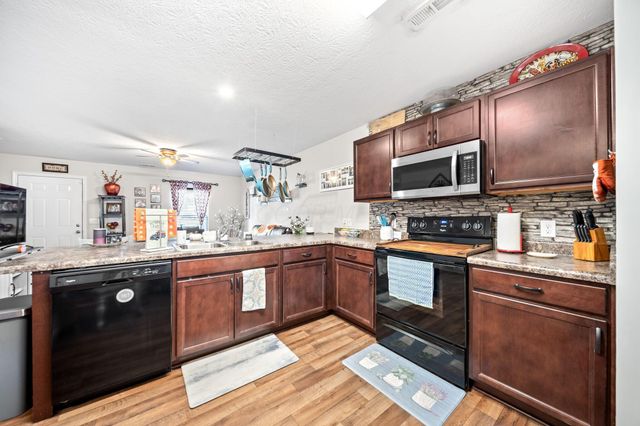 1270 Mary Francis Court, Lancaster, OH 43130