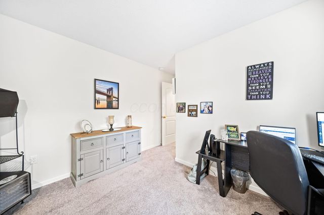 1270 Mary Francis Court, Lancaster, OH 43130