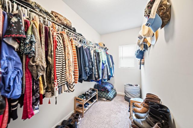 1270 Mary Francis Court, Lancaster, OH 43130