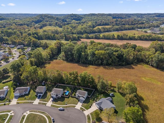 1270 Mary Francis Court, Lancaster, OH 43130