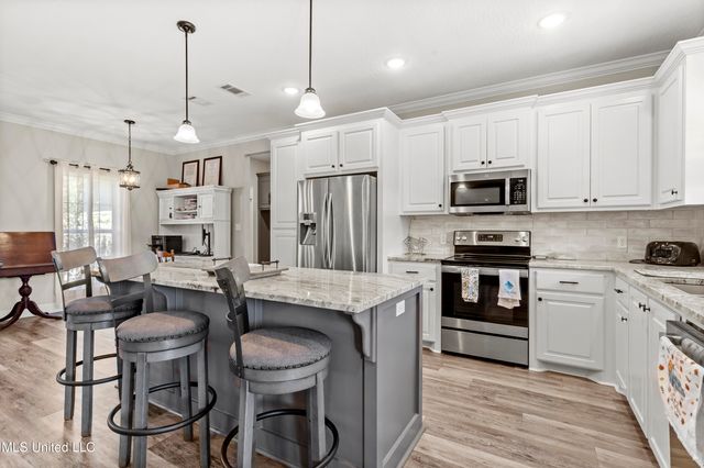 1562 Oloh Road, Sumrall, MS 39482