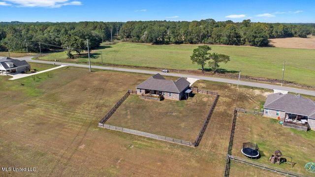 1562 Oloh Road, Sumrall, MS 39482