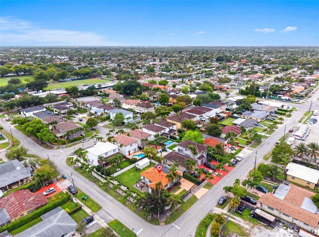 9000 SW 40th Ter, Miami, FL 33165