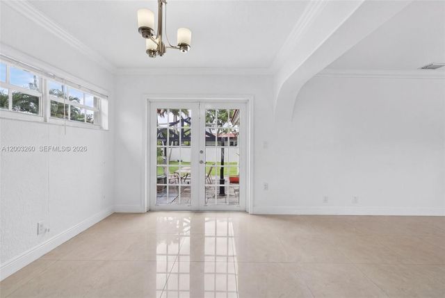 9000 SW 40th Ter, Miami, FL 33165