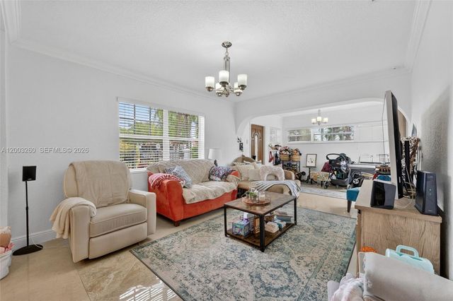 9000 SW 40th Ter, Miami, FL 33165