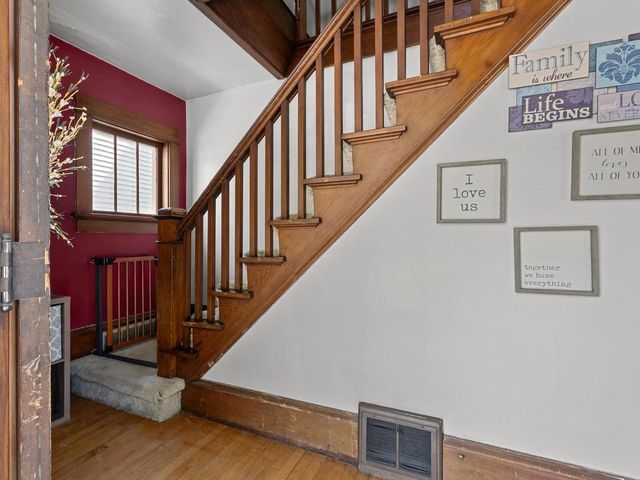 1811 N 2nd STREET, Sheboygan, WI 53081