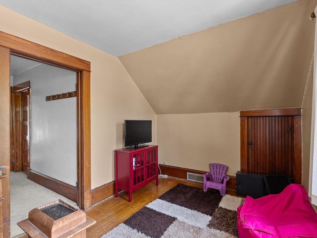 1811 N 2nd STREET, Sheboygan, WI 53081