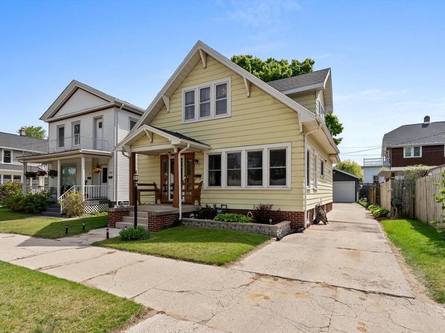 1811 N 2nd STREET, Sheboygan, WI 53081