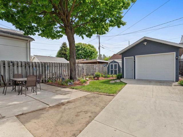1811 N 2nd STREET, Sheboygan, WI 53081