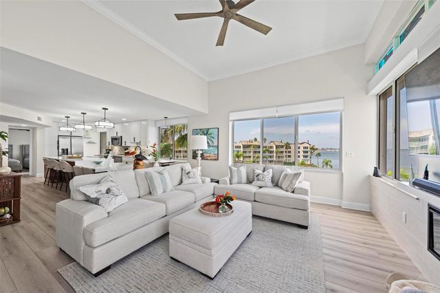 5153 ISLA KEY BOULEVARD S 408, St Petersburg, FL 33715