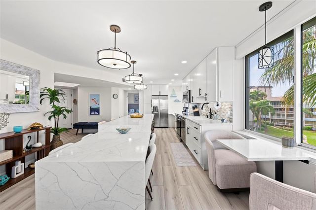 5153 ISLA KEY BOULEVARD S 408, St Petersburg, FL 33715