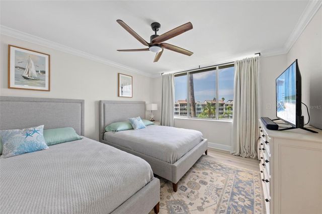 5153 ISLA KEY BOULEVARD S 408, St Petersburg, FL 33715