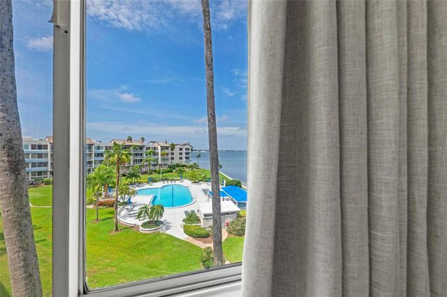 5153 ISLA KEY BOULEVARD S 408, St Petersburg, FL 33715