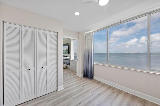 5153 ISLA KEY BOULEVARD S 408, St Petersburg, FL 33715