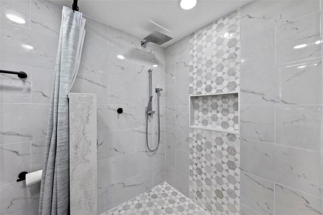 5153 ISLA KEY BOULEVARD S 408, St Petersburg, FL 33715