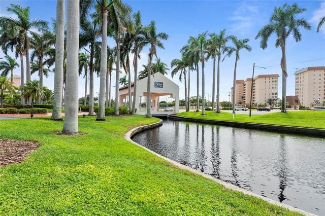 5153 ISLA KEY BOULEVARD S 408, St Petersburg, FL 33715