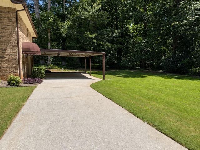 5198 Two Branches Court SW, Mableton, GA 30126