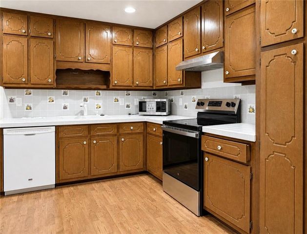 5198 Two Branches Court SW, Mableton, GA 30126