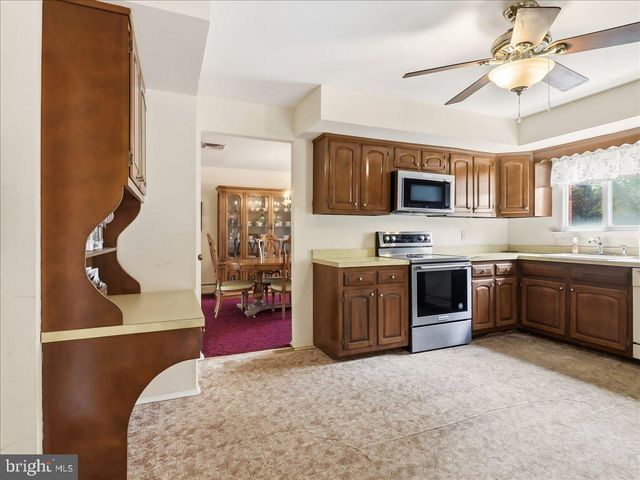 64 GELDER DR, Southampton, PA 18966