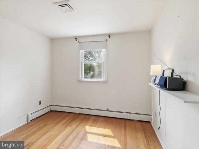 64 GELDER DR, Southampton, PA 18966