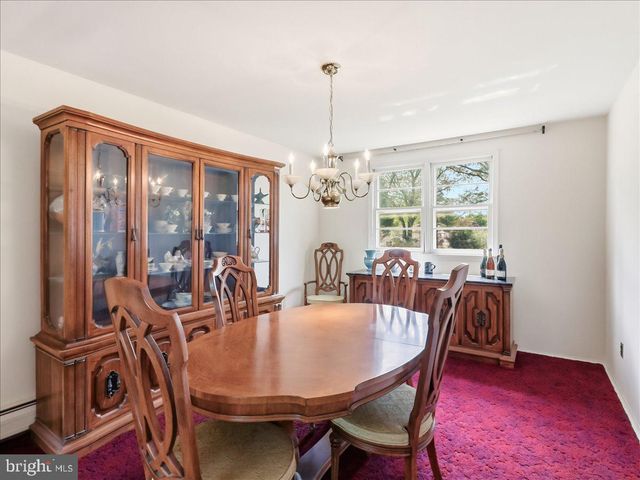 64 GELDER DR, Southampton, PA 18966