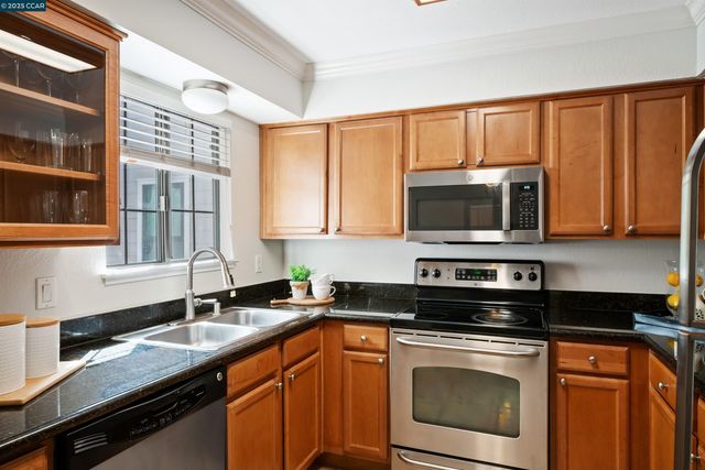 332 Eastridge Dr, San Ramon, CA 94582