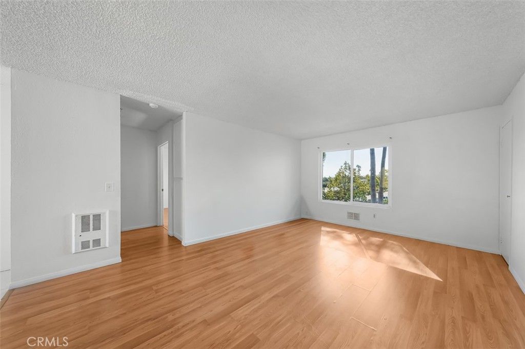 1605 Pentecost 8, San Diego, CA 92105 — photo 3